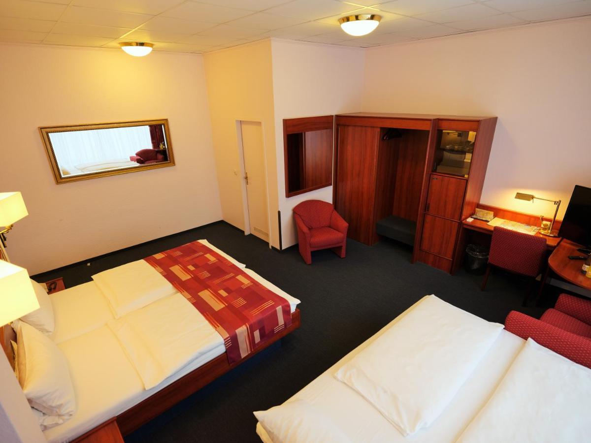 Cabo Nonsmoking-Hotel Hamburg Exterior photo
